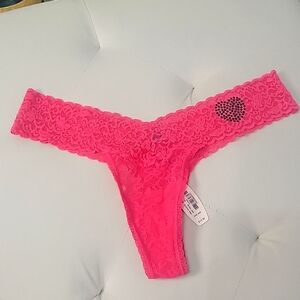**NWT** Victoria Secret Thong